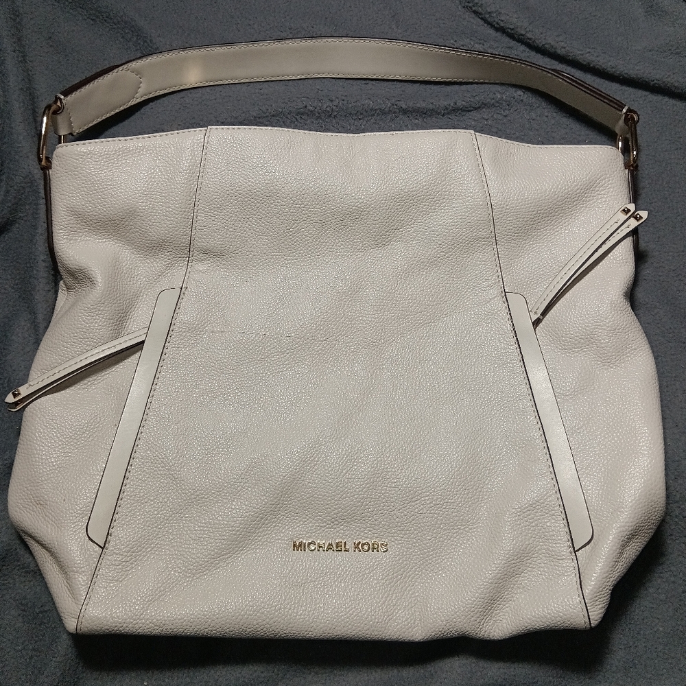 Michael Kors Evie Large Hobo Shoulder Bag Light Cream